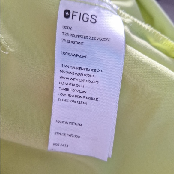 Figs Medium Citrine Neon Yellow Scrub Top - Picture 8 of 8
